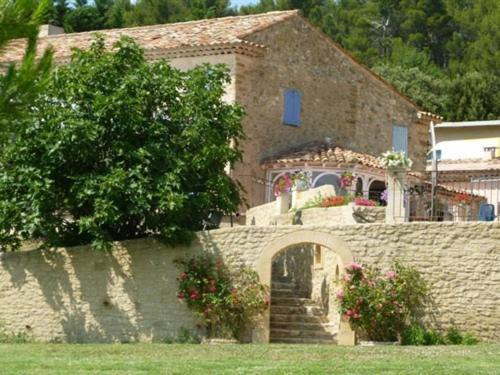 Domaine Saint Victor Hotel La Tour-dʼAigues Exterior foto